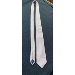 Michael Kors Solid Pink Silk Men's Necktie